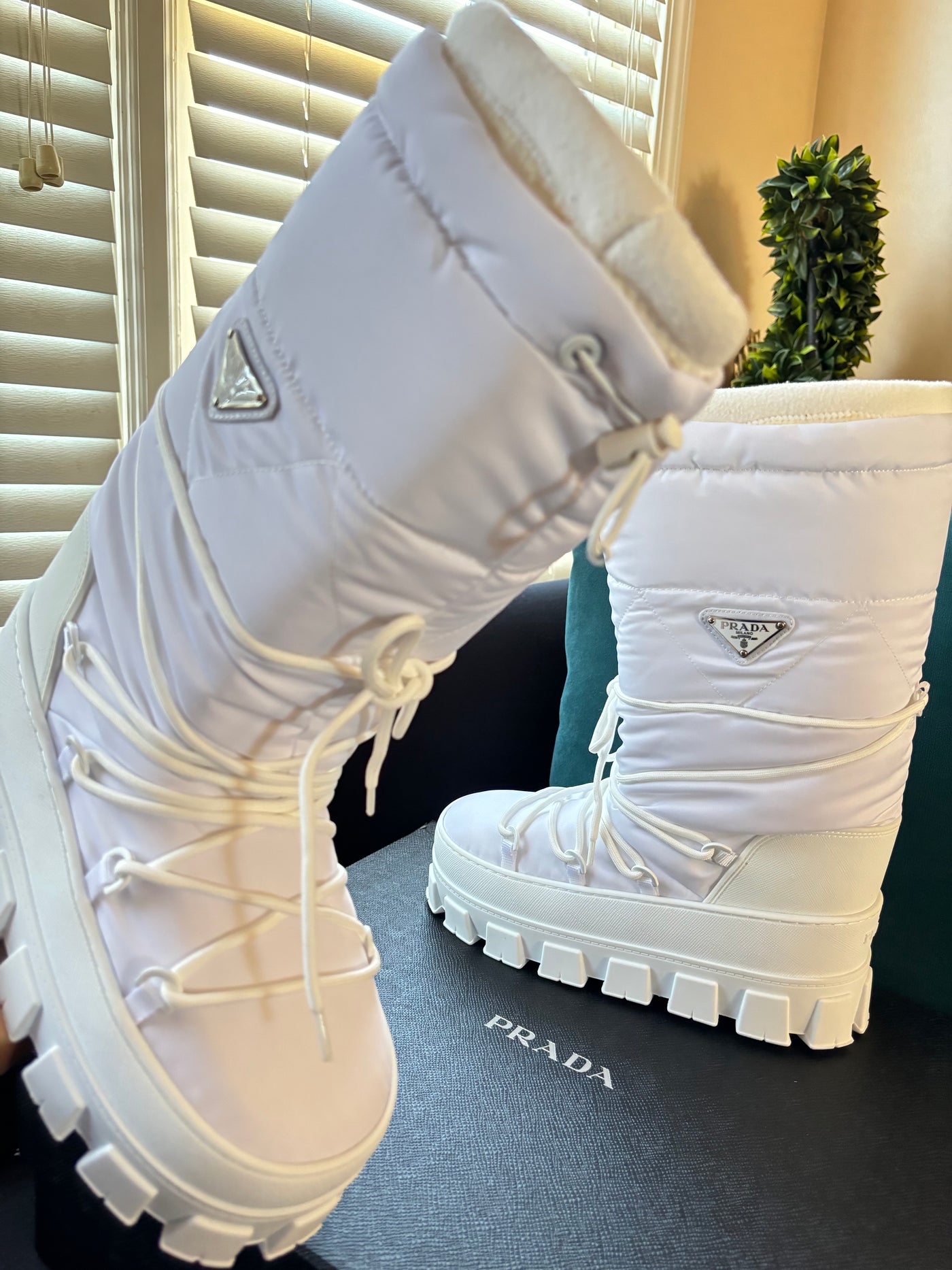 Pràda Long Ski Boots(On Hand)