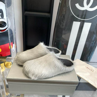 Marni Calfskin Slides*write color in note section*