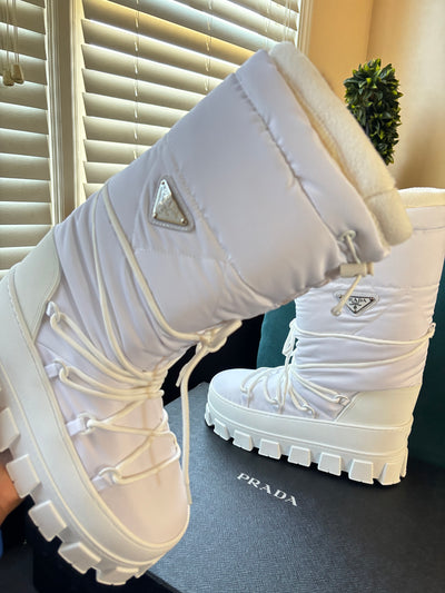 Pràda Long Ski Boots(On Hand)