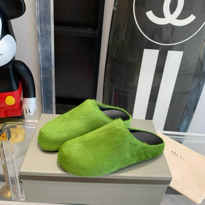 Marni Calfskin Slides*write color in note section*